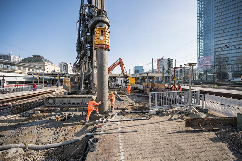 Erneuerung der Eisenbahnüberführung in Mannheim