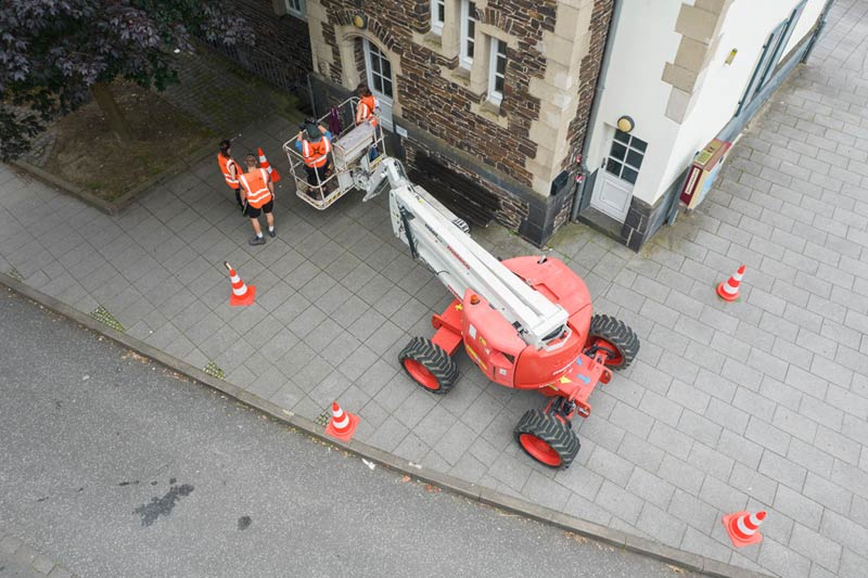 Umfangreiche Bauwerksprüfung am Bahnhof in Bullay
